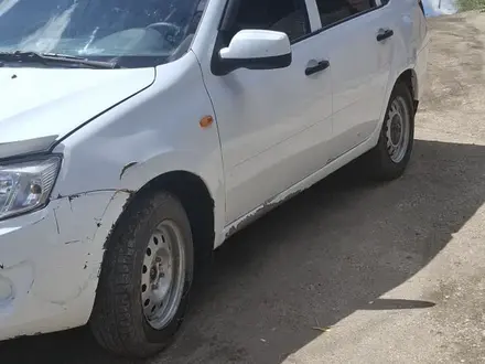 ВАЗ (Lada) Granta 2190 2013 года за 1 500 000 тг. в Актобе – фото 3