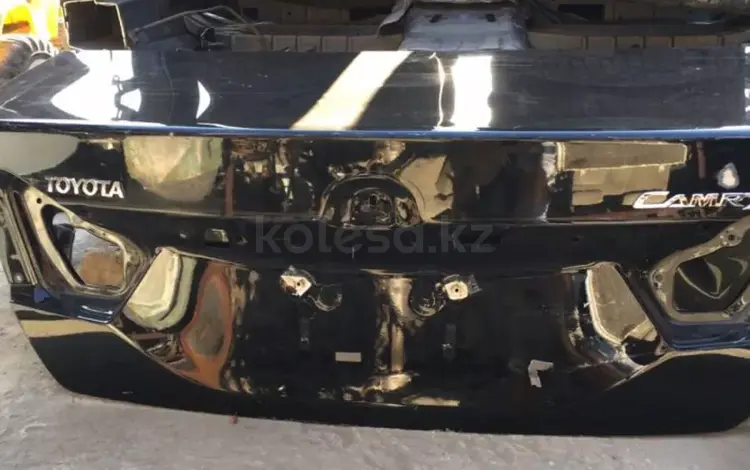 Крышка багажника camry 50 бу оригеналүшін140 000 тг. в Караганда