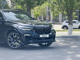 BMW X5 2021 года за 40 500 000 тг. в Астана
