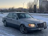 Mercedes-Benz E 280 1993 года за 2 200 000 тг. в Астана – фото 3