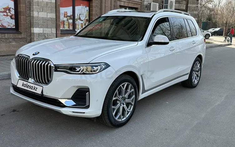 BMW X7 2021 года за 39 700 000 тг. в Алматы