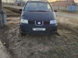 Volkswagen Sharan 2003 годаүшін2 500 000 тг. в Уральск