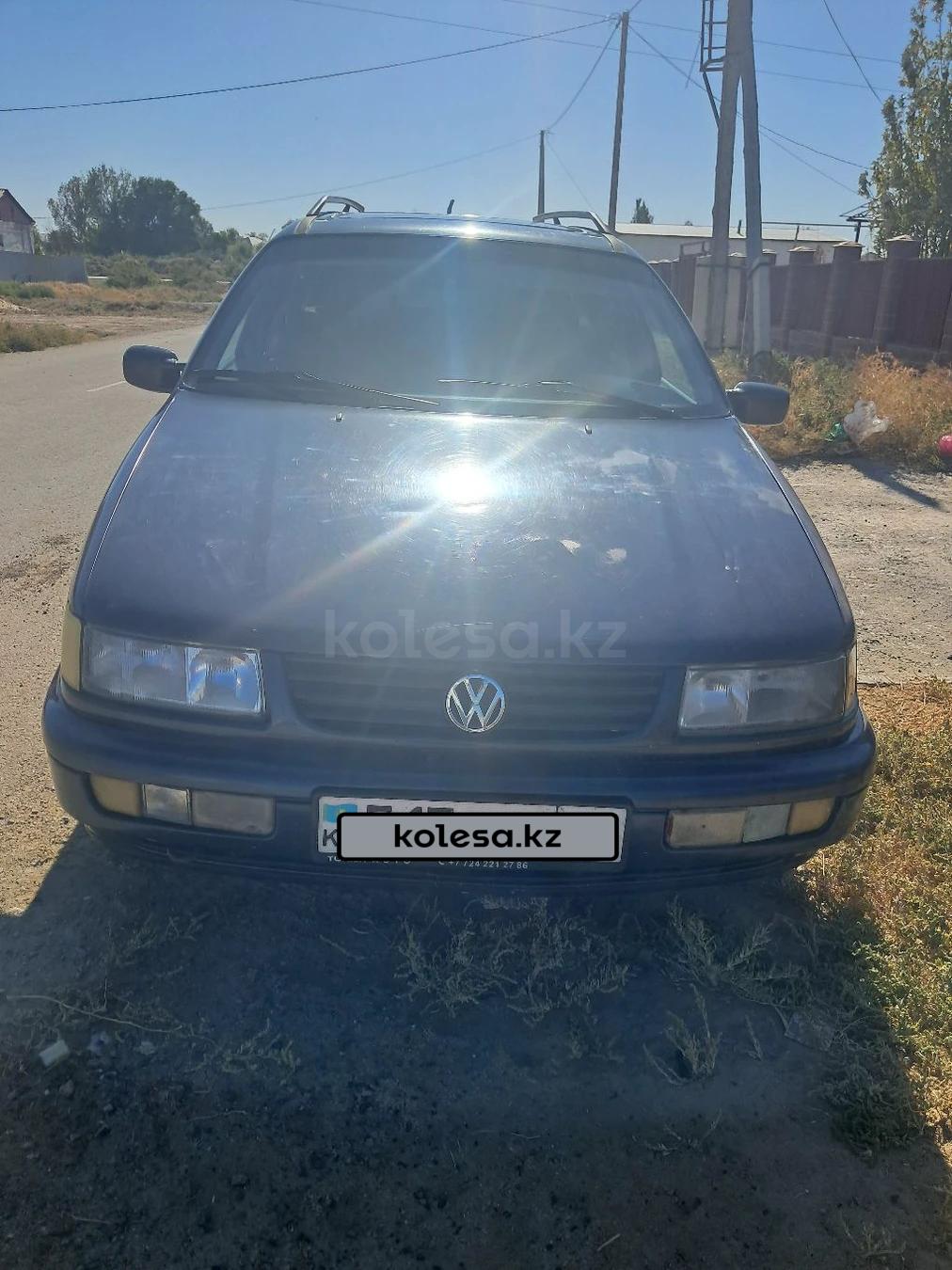 Volkswagen Passat 1994 г.