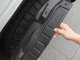 Подкрылки задних колес Toyota LC250 за 38 000 тг. в Алматы – фото 5