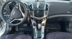 Chevrolet Cruze 2014 годаүшін5 300 000 тг. в Сатпаев – фото 5