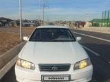 Toyota Camry 2000 года за 3 500 000 тг. в Шымкент
