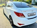 Hyundai Solaris 2015 годаүшін4 500 000 тг. в Уральск – фото 2