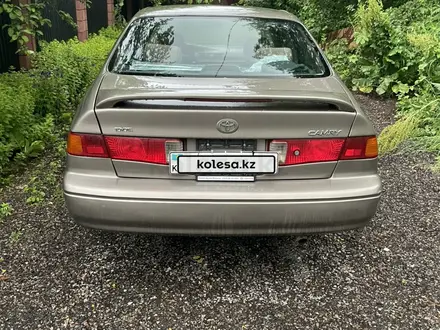 Toyota Camry 2000 года за 3 800 000 тг. в Алматы – фото 6