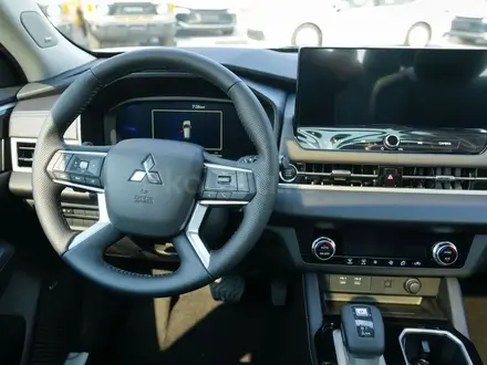 Mitsubishi Outlander 2026 года за 18 700 000 тг. в Семей – фото 16