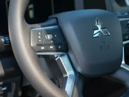 Mitsubishi Outlander 2026 года за 18 700 000 тг. в Семей – фото 17