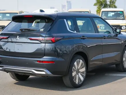 Mitsubishi Outlander 2026 года за 18 700 000 тг. в Семей – фото 27