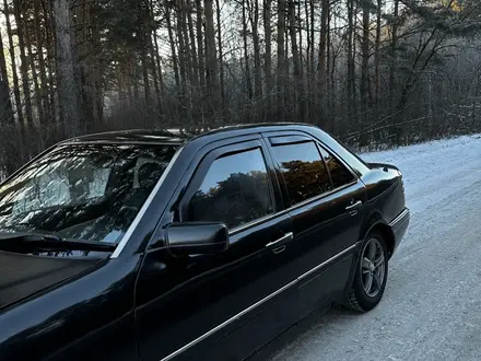 Mercedes-Benz C 220 1994 года за 1 500 000 тг. в Петропавловск – фото 3