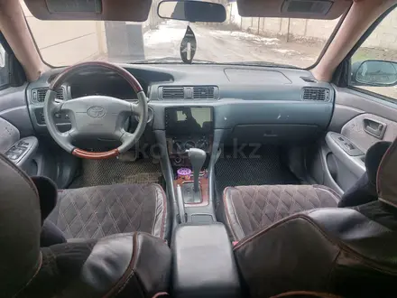 Toyota Camry 2000 года за 3 500 000 тг. в Тараз – фото 9