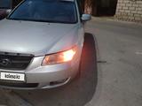 Hyundai Sonata 2007 года за 2 700 000 тг. в Жанаозен – фото 2