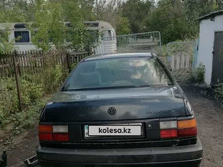 Volkswagen Passat 1992 года за 1 000 000 тг. в Караганда – фото 4