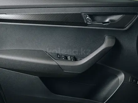 Skoda Karoq Sportline II 2026 года за 17 590 000 тг. в Алматы – фото 15