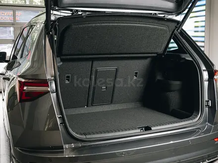 Skoda Karoq Sportline II 2026 года за 17 590 000 тг. в Алматы – фото 22