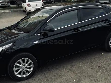 Hyundai Accent 2021 года за 8 200 000 тг. в Кокшетау – фото 4