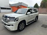 Toyota Land Cruiser 2017 года за 35 500 000 тг. в Алматы – фото 2