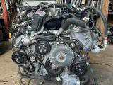 Двигатель Toyota 1UR-FE 4.6 V8 за 3 500 000 тг. в Атырау – фото 2