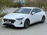 Hyundai Sonata 2022 года за 14 420 600 тг. в Актау