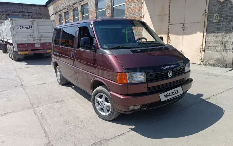 Volkswagen Caravelle 1992 годаүшін4 000 000 тг. в Семей