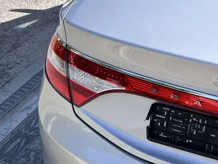 Hyundai Grandeur 2014 года за 9 200 000 тг. в Шымкент – фото 7