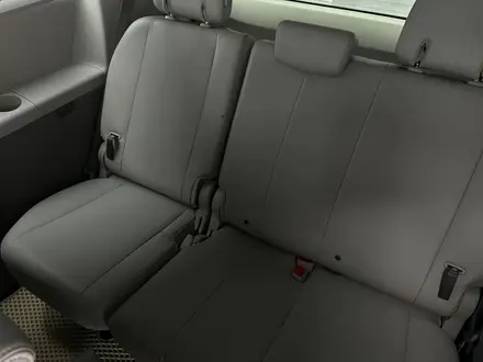 Toyota Sienna 2011 года за 11 800 000 тг. в Атырау – фото 5
