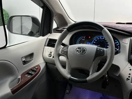 Toyota Sienna 2011 года за 11 800 000 тг. в Атырау – фото 9