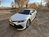 Toyota Camry 2021 года за 15 000 000 тг. в Кызылорда – фото 3