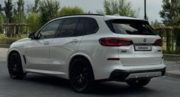 BMW X5 2021 года за 31 300 000 тг. в Алматы – фото 5