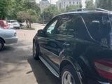 Mercedes-Benz ML 500 2007 годаfor7 500 000 тг. в Тараз – фото 4