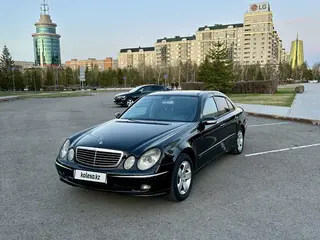 Mercedes-Benz E 320