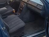 Mercedes-Benz E 230 1990 года за 950 000 тг. в Талдыкорган – фото 5