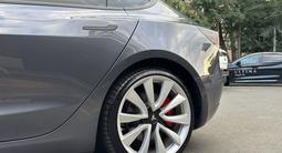 Tesla Model 3 2018 года за 10 500 000 тг. в Шымкент – фото 4