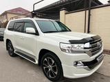 Toyota Land Cruiser 2020 года за 32 500 000 тг. в Алматы – фото 2