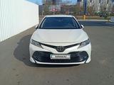 Toyota Camry 2020 года за 11 900 000 тг. в Астана