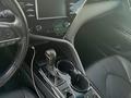 Toyota Camry 2020 года за 11 900 000 тг. в Астана – фото 6
