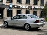 Mercedes-Benz C 240 2001 года за 3 650 000 тг. в Усть-Каменогорск – фото 3