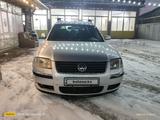 Volkswagen Passat 2003 годаүшін2 200 000 тг. в Алматы