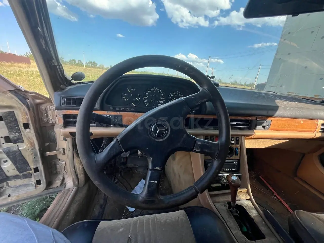 Mercedes-Benz S-Class, 1990