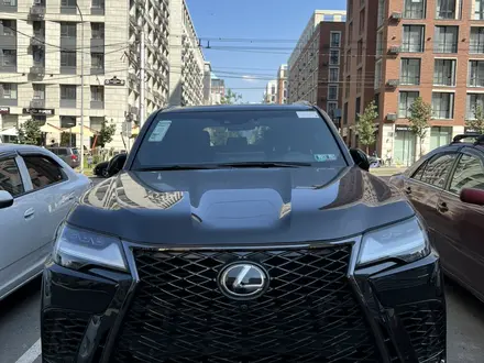 Lexus LX 600 2023 года за 72 000 000 тг. в Астана – фото 3