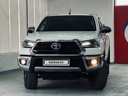 Toyota Hilux 2023 года за 20 500 000 тг. в Актау