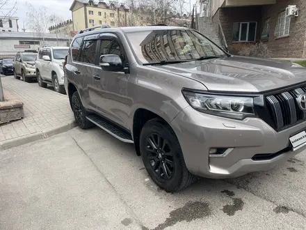 Toyota Land Cruiser Prado 2019 года за 23 500 000 тг. в Алматы – фото 2
