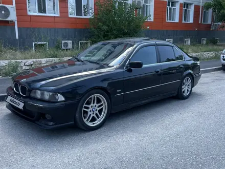 BMW 525 1998 года за 2 800 000 тг. в Шымкент – фото 3