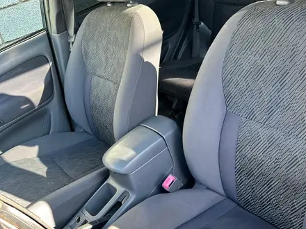 Toyota RAV4 2003 года за 4 850 000 тг. в Алматы – фото 8