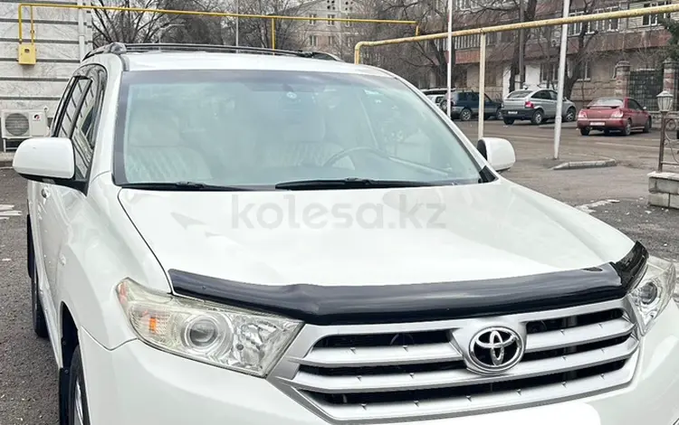 Toyota Highlander 2012 года за 13 000 000 тг. в Алматы