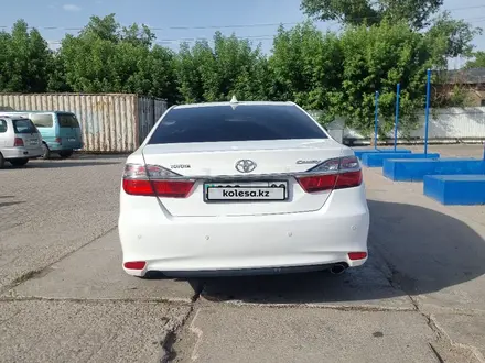 Toyota Camry 2015 года за 9 200 000 тг. в Караганда – фото 3