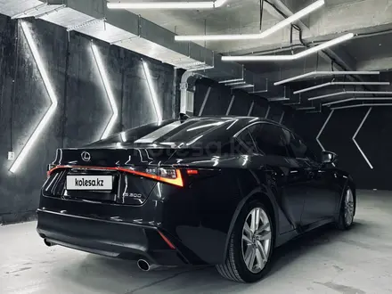 Lexus IS 300 2020 года за 16 700 000 тг. в Алматы – фото 18