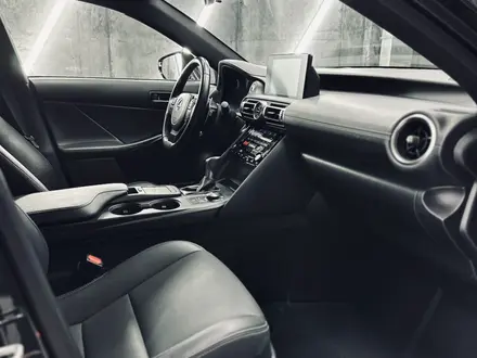 Lexus IS 300 2020 года за 16 700 000 тг. в Алматы – фото 16